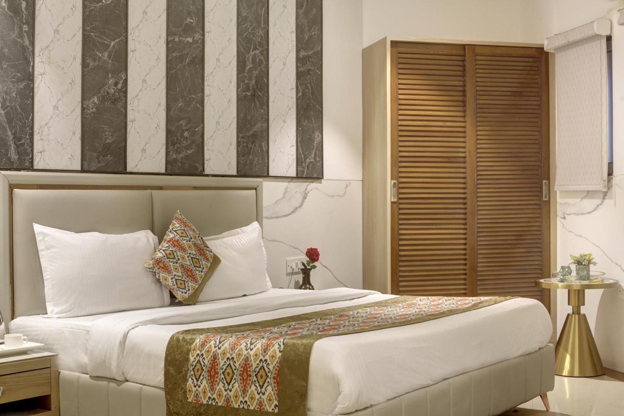 Hotel Delhi 37 Near - Delhi Airport New Delhi Exterior photo