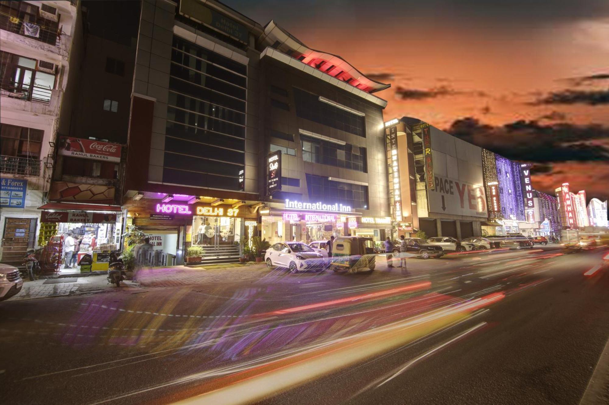 Hotel Delhi 37 Near - Delhi Airport New Delhi Exterior photo