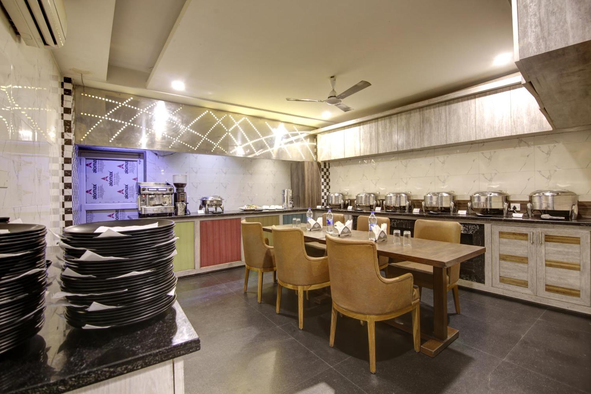 Hotel Delhi 37 Near - Delhi Airport New Delhi Exterior photo