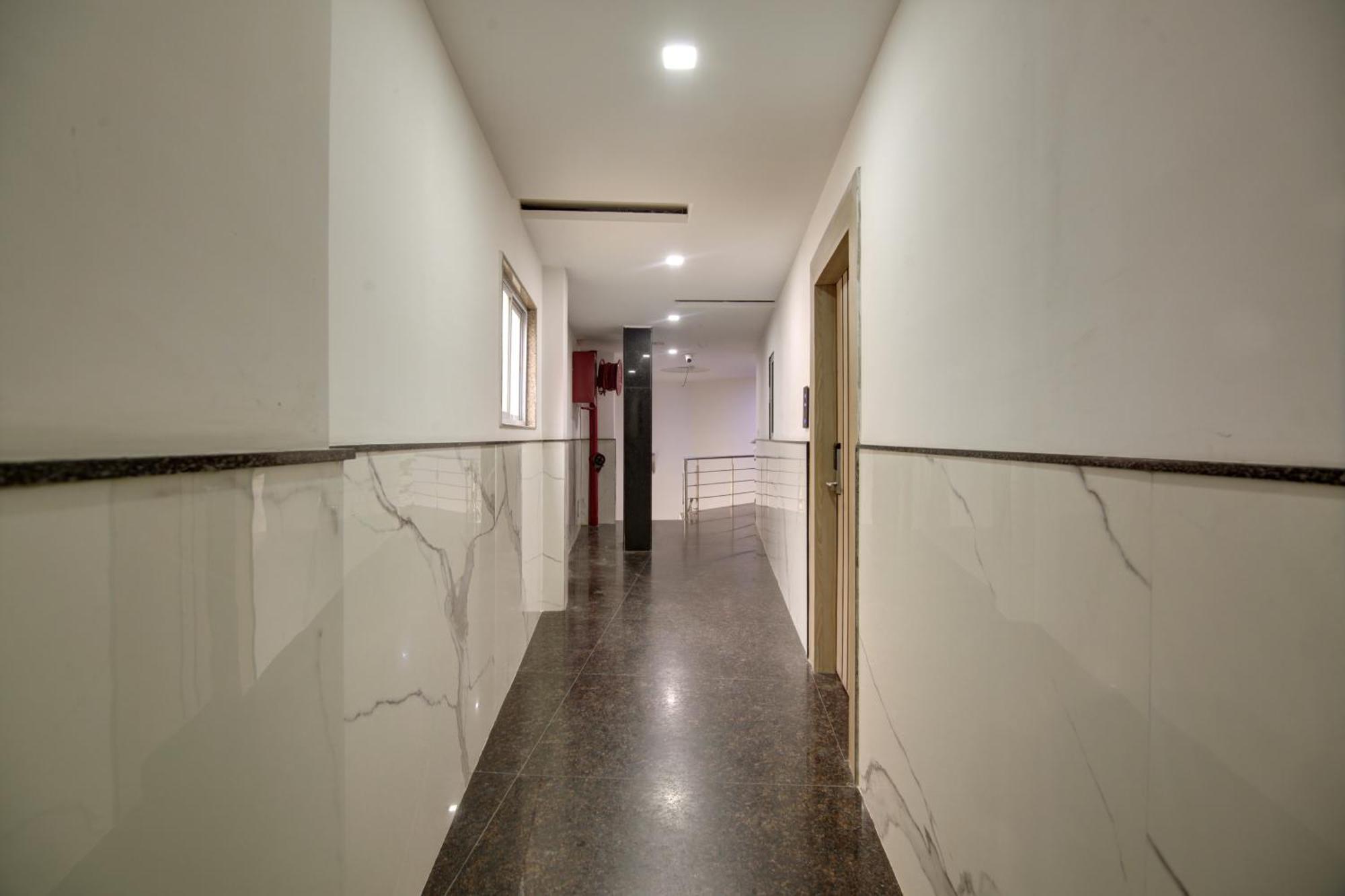 Hotel Delhi 37 Near - Delhi Airport New Delhi Exterior photo