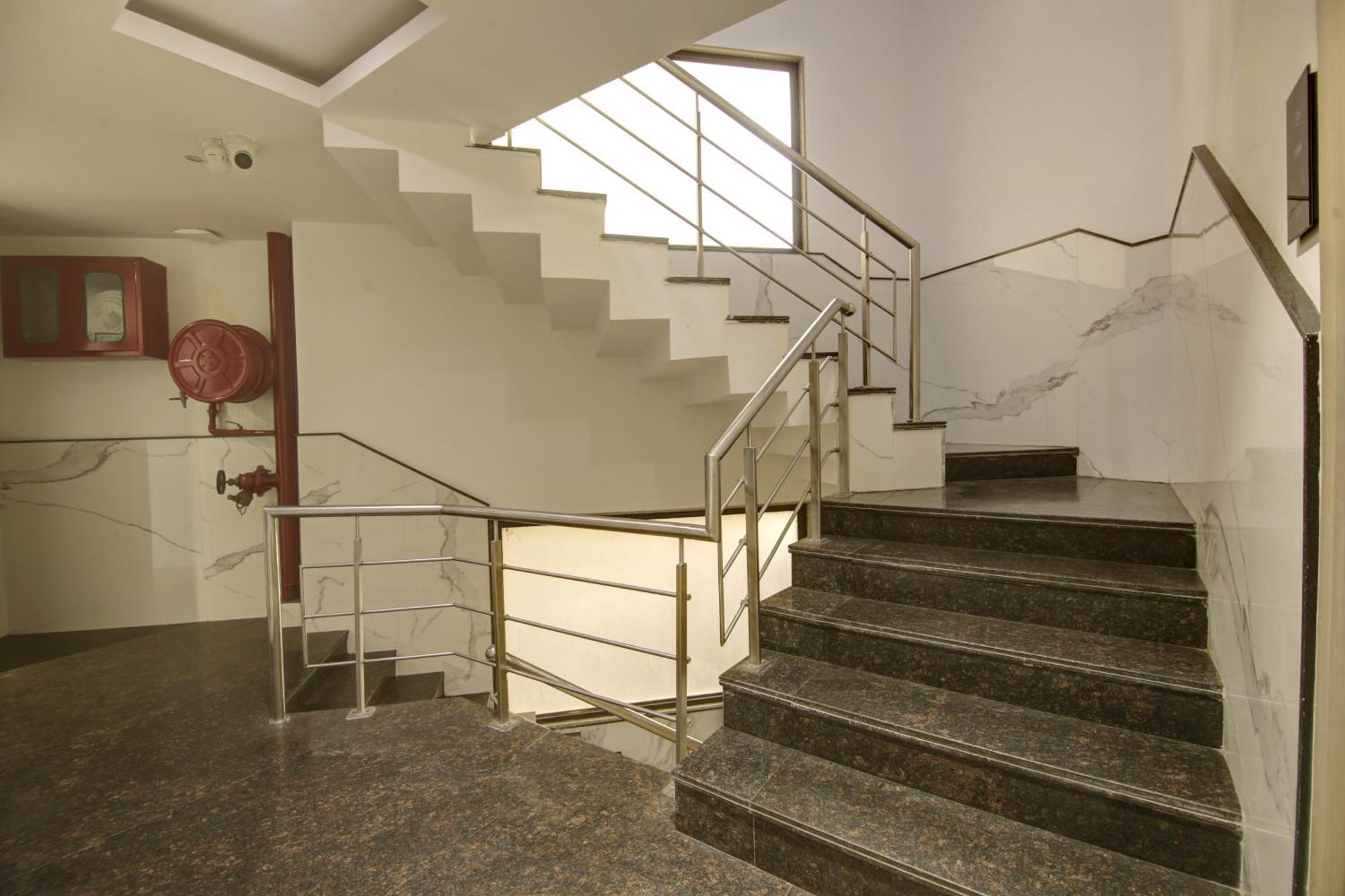 Hotel Delhi 37 Near - Delhi Airport New Delhi Exterior photo