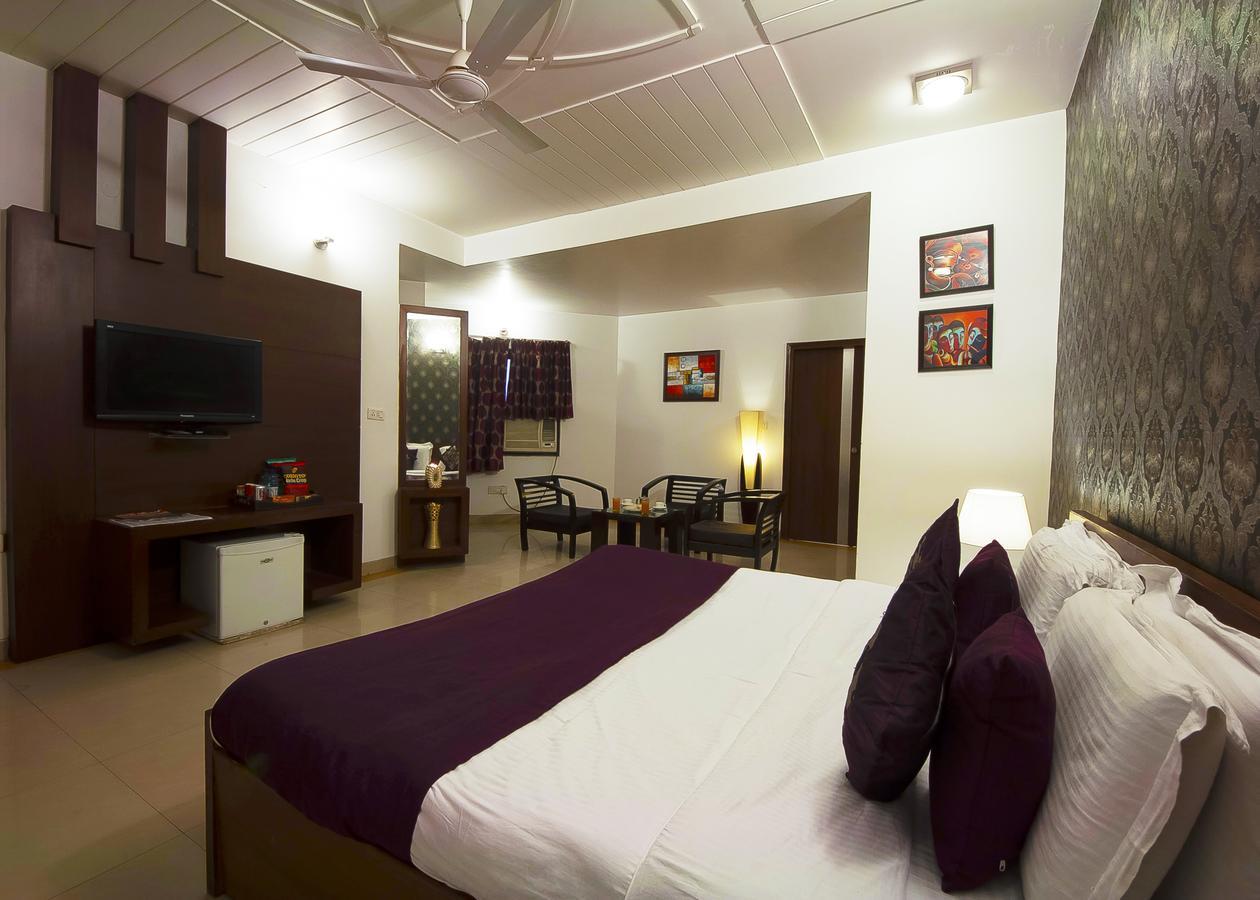 Hotel Delhi 37 Near - Delhi Airport New Delhi Exterior photo