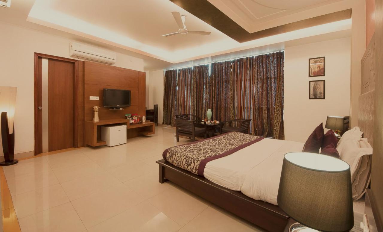 Hotel Delhi 37 Near - Delhi Airport New Delhi Exterior photo