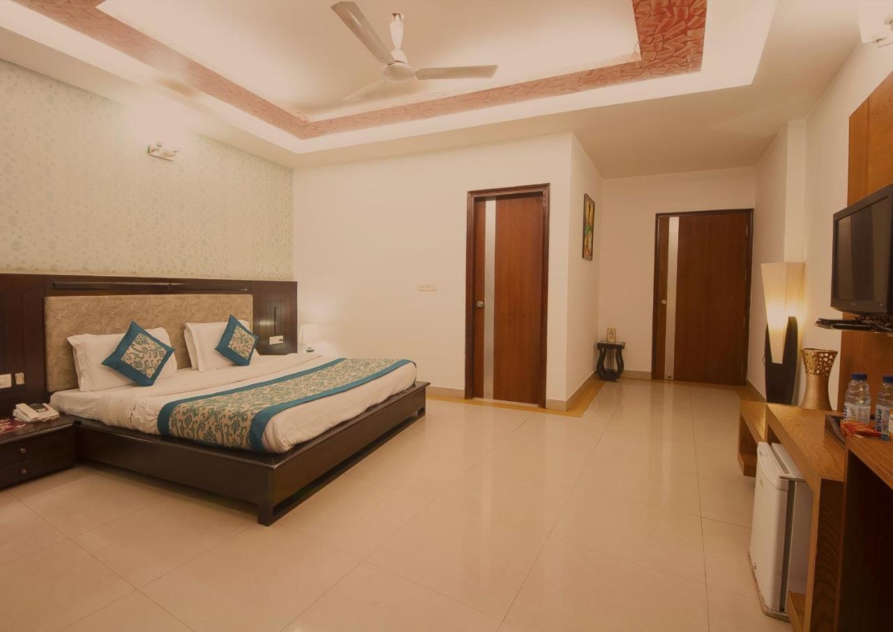 Hotel Delhi 37 Near - Delhi Airport New Delhi Exterior photo