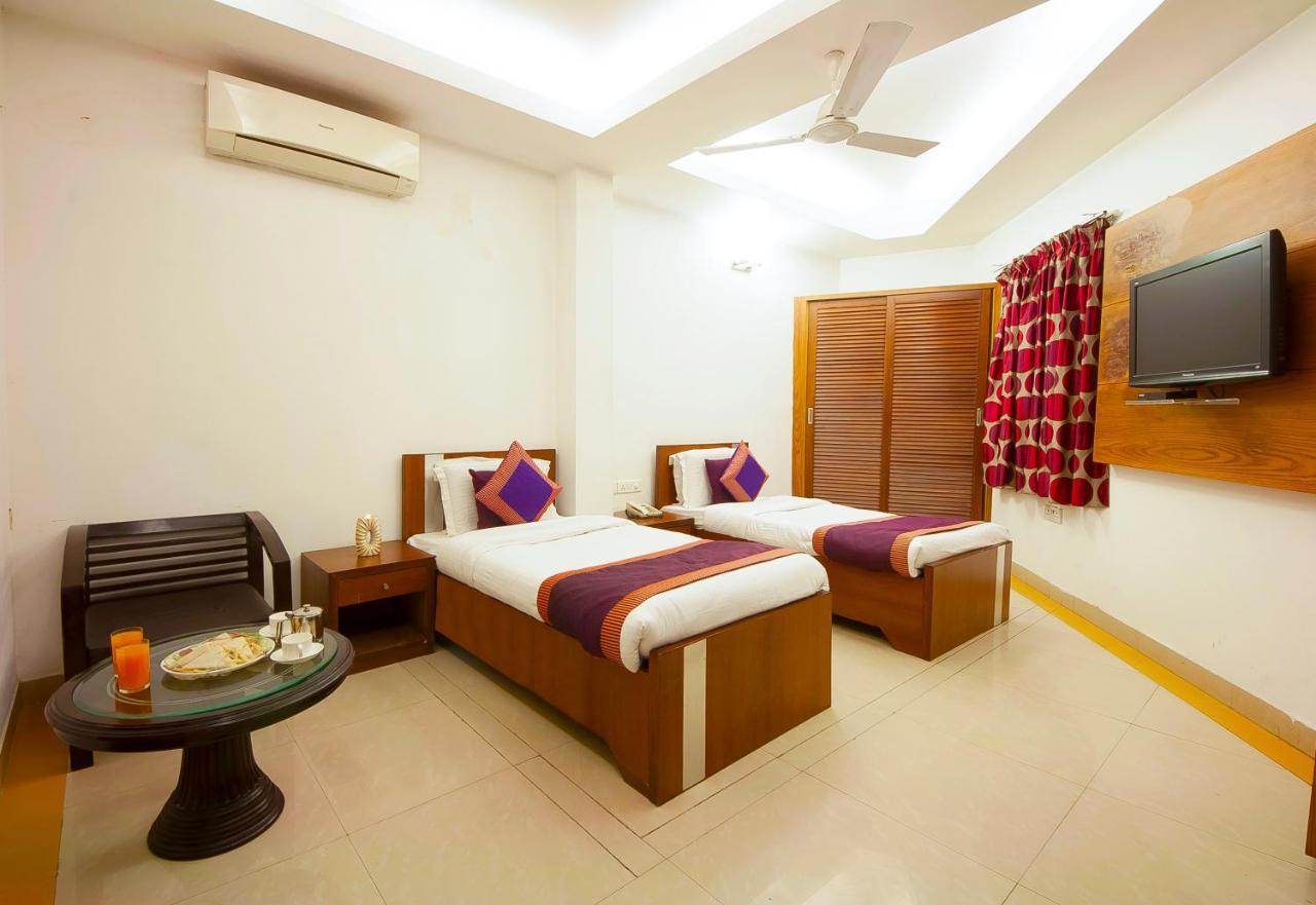 Hotel Delhi 37 Near - Delhi Airport New Delhi Exterior photo